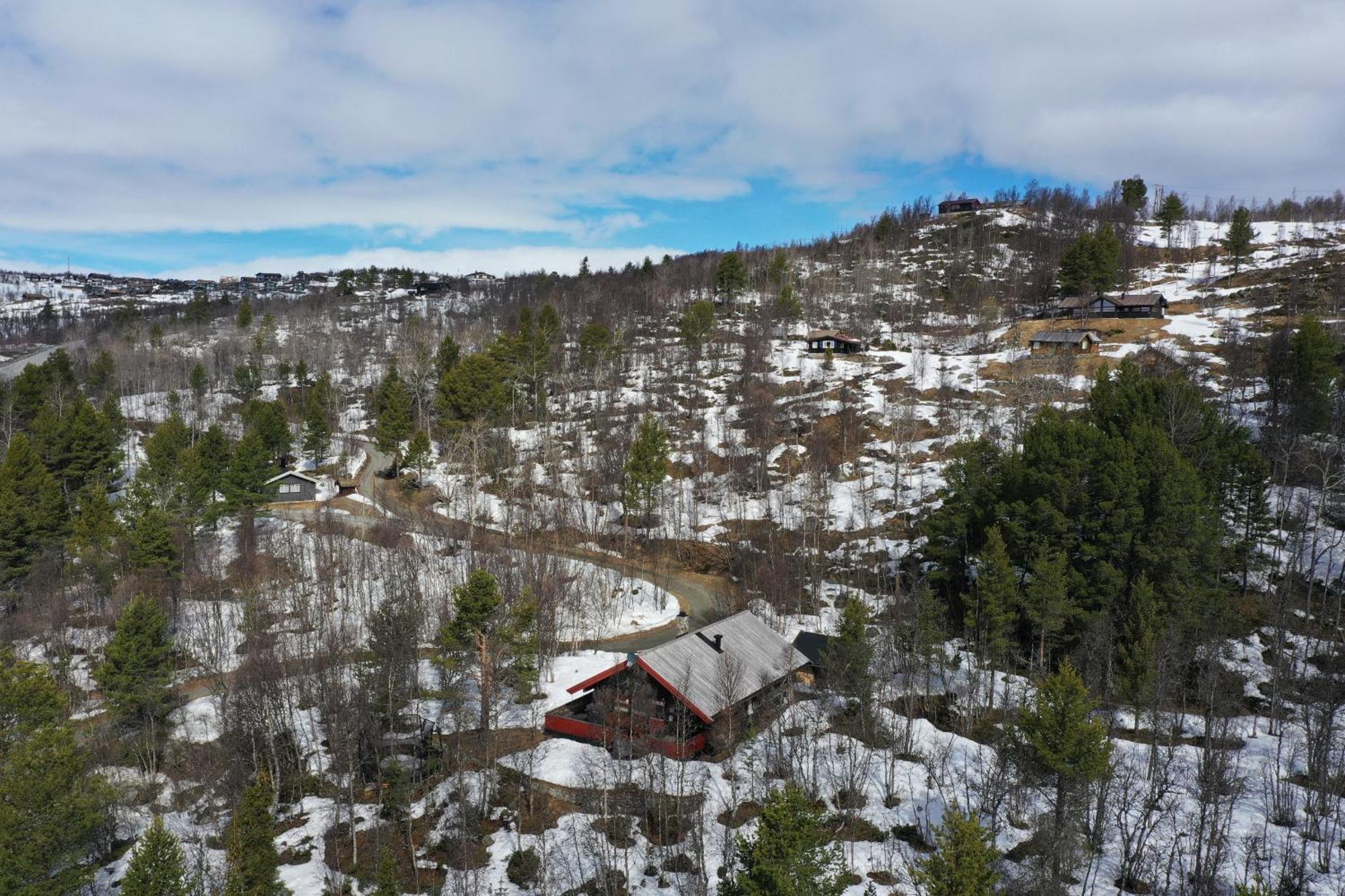 Koselig Hytte Med Usjenert Og Solrik Beliggenhet يالو المظهر الخارجي الصورة